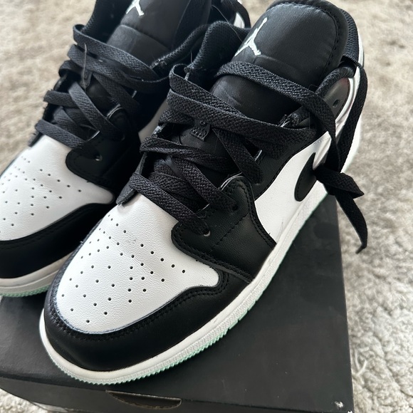 Jordan 1 - Picture 3 of 4